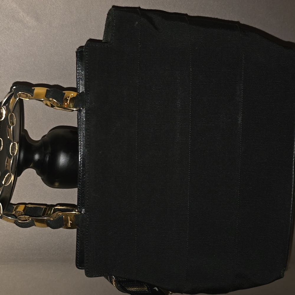 Salvatore Ferragamo Chain-Link Handle Bag - Picture 2 of 13